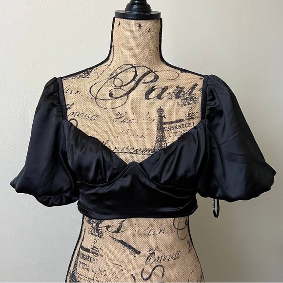 BLACK RUFFLE TOP BY WHITE FOX BOUTIQUE - Picture 2 of 6